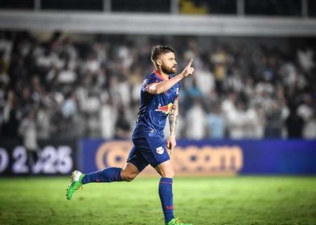 Bragantino vence Santos na Vila Belmiro com 'Lei do Ex' e mantém Peixe no Z4