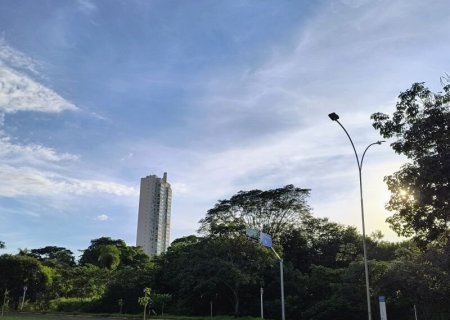 Frente fria se aproxima de MS, mas sexta-feira ainda é de calor